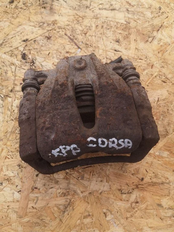 Front brake caliper – Opel Corsa C (2000-2006)