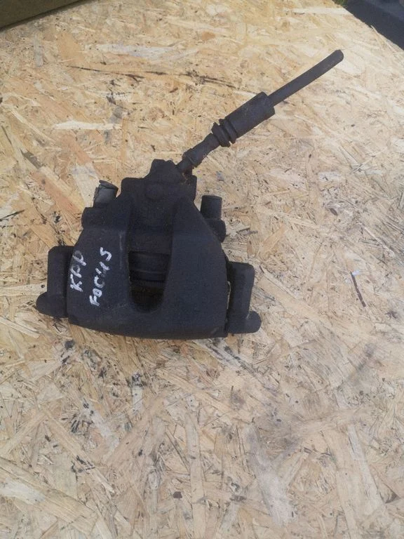 Esimene pidurisadul – Ford Focus C-MAX (2003-2010)