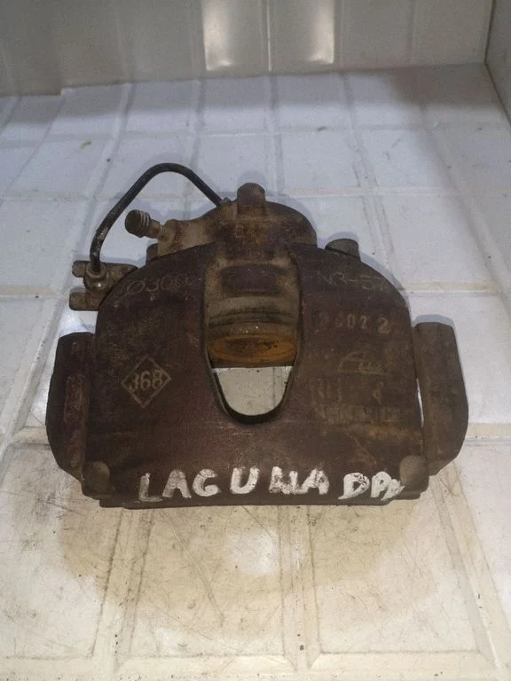 Front brake caliper – Renault Laguna II (2001-2007)