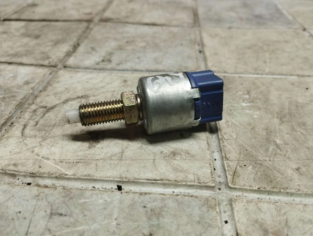 Piduripedaali andur – Toyota RAV 4 (XA20) (2000-2005)