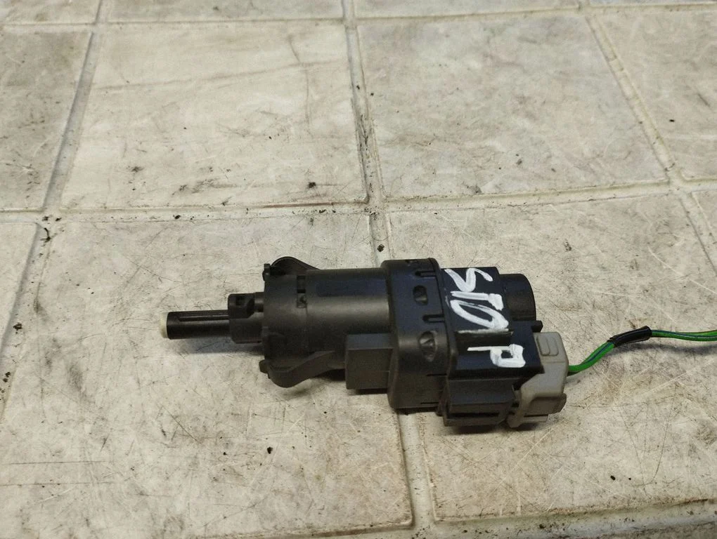 Brake pedal sensor switch 3M5T13480AC