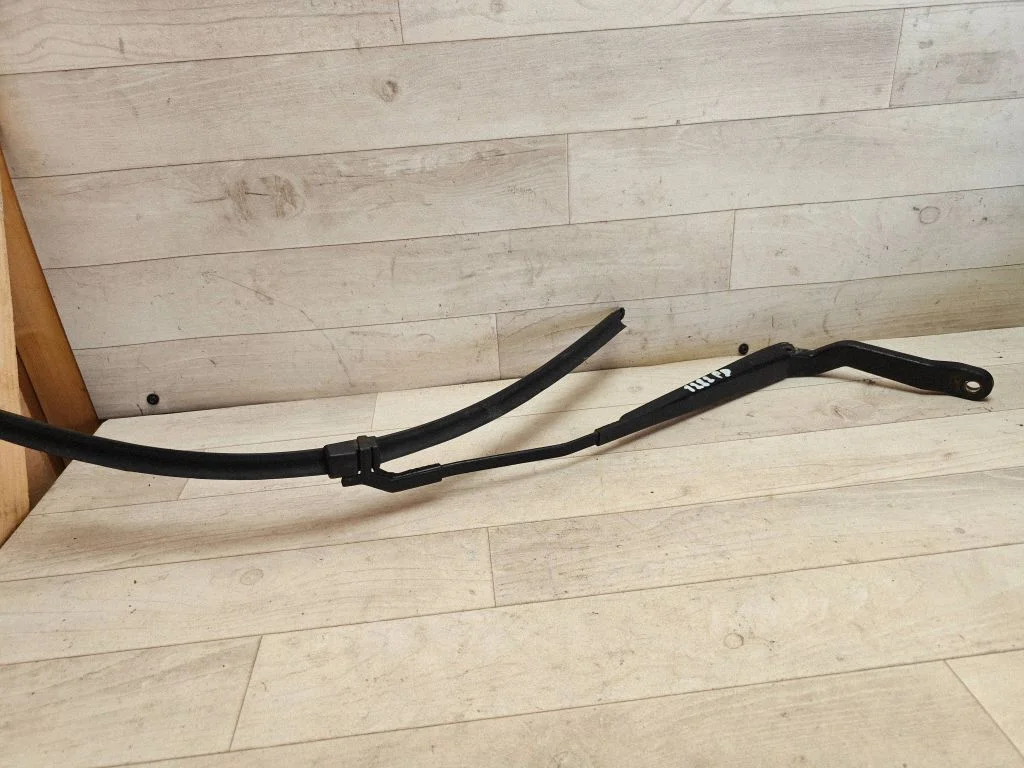 Front wiper blade arm – Renault Espace - Grand espace IV (2004-2014)