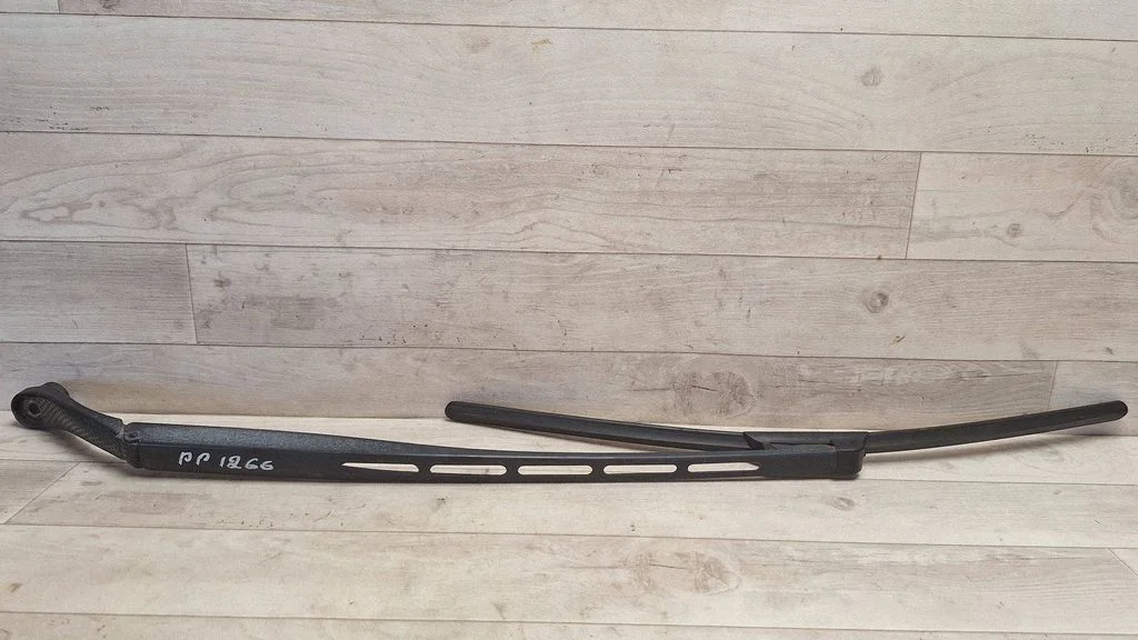 Front wiper blade arm 9682797980