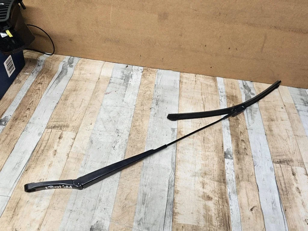Front wiper blade arm 3C1955410B