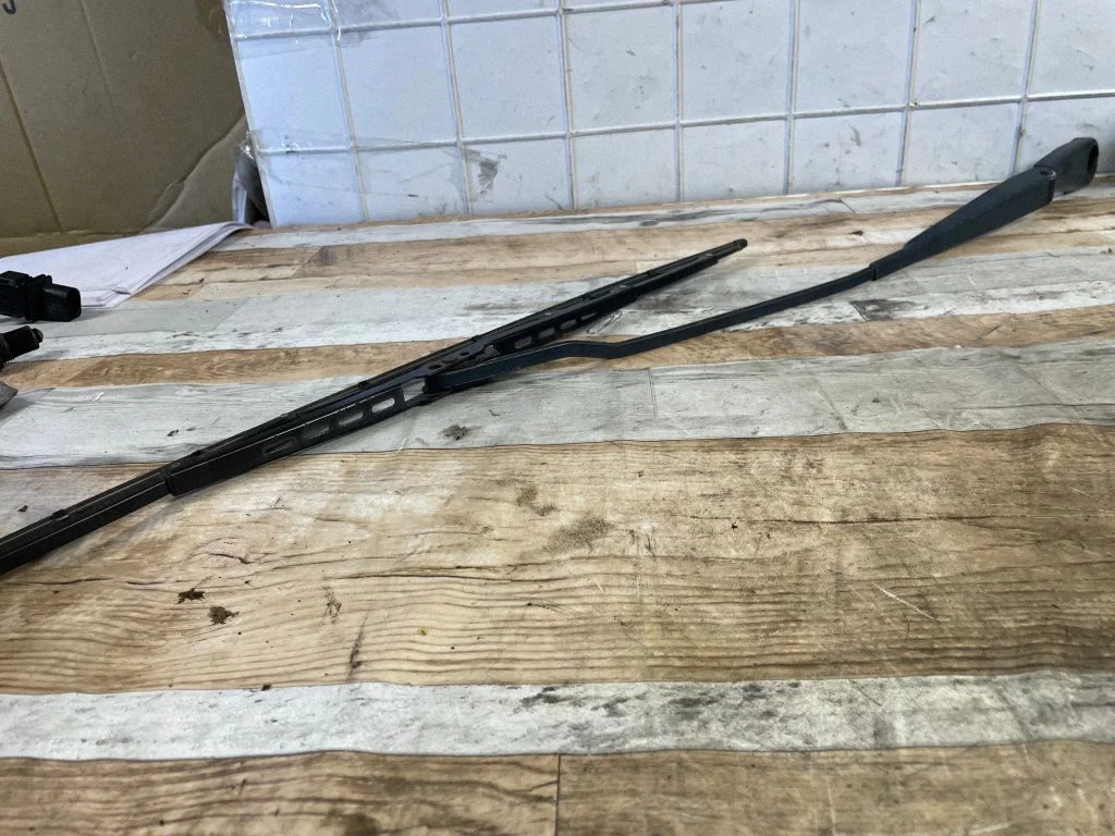 Esiklaasi kojameeste kang – Chrysler Sebring (ST-22 - JR) (2000-2007)