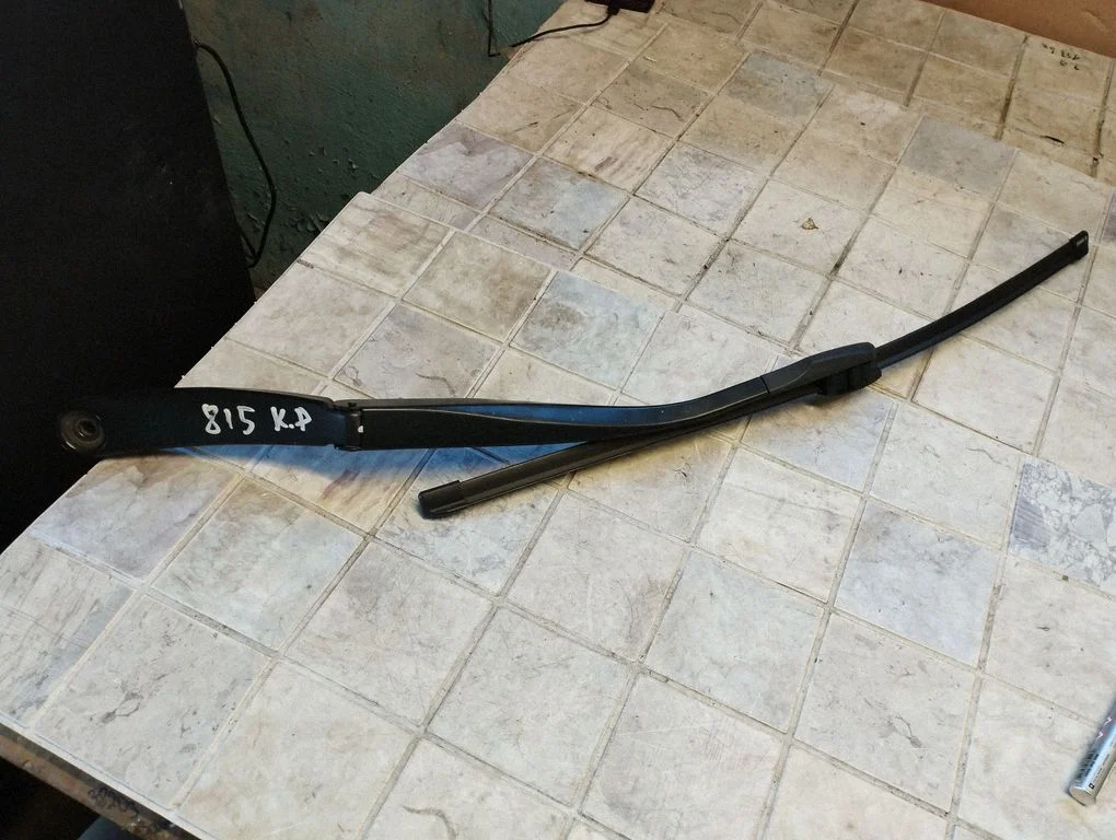 Front wiper blade arm 6161720729001