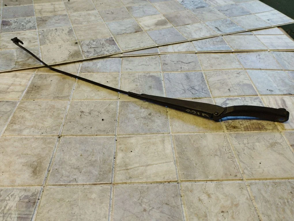 Front wiper blade arm 9621014780