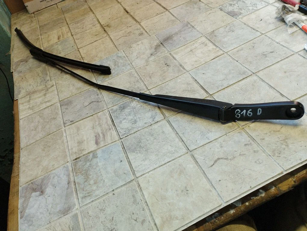 Front wiper blade arm 4G1955408C