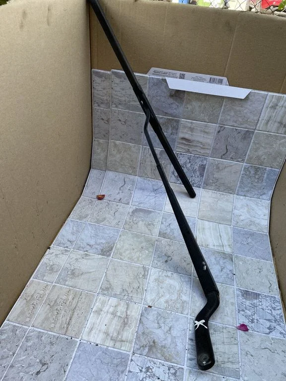 Front wiper blade arm – Ford Fiesta (2002-2005)
