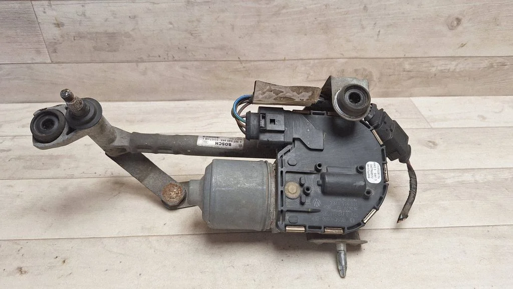Front wiper linkage and motor 0390241785