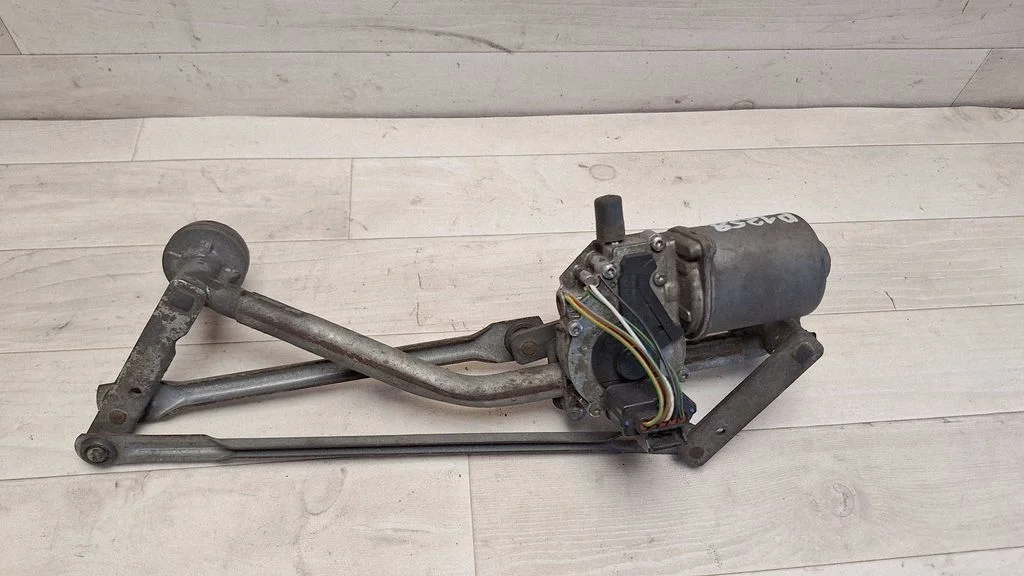 Mechanizm wycieraczek z silniczkiem – Ford Fiesta (2017-)