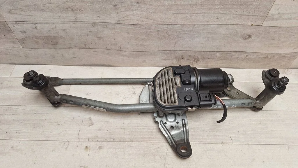 Mechanizm wycieraczek z silniczkiem 3C1955023E