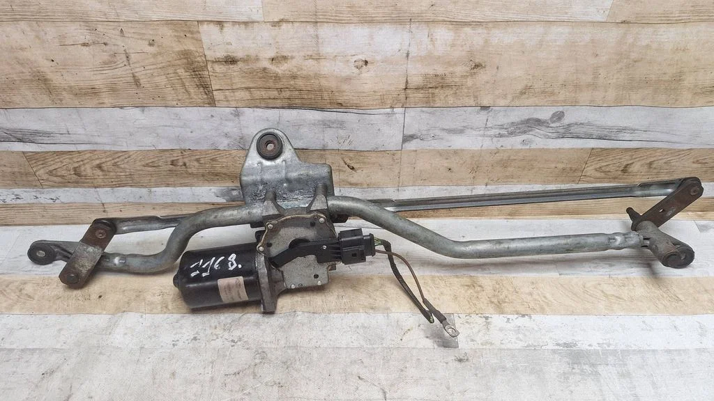 Front wiper linkage and motor – Volkswagen Transporter - Caravelle T5 (2003-2015)