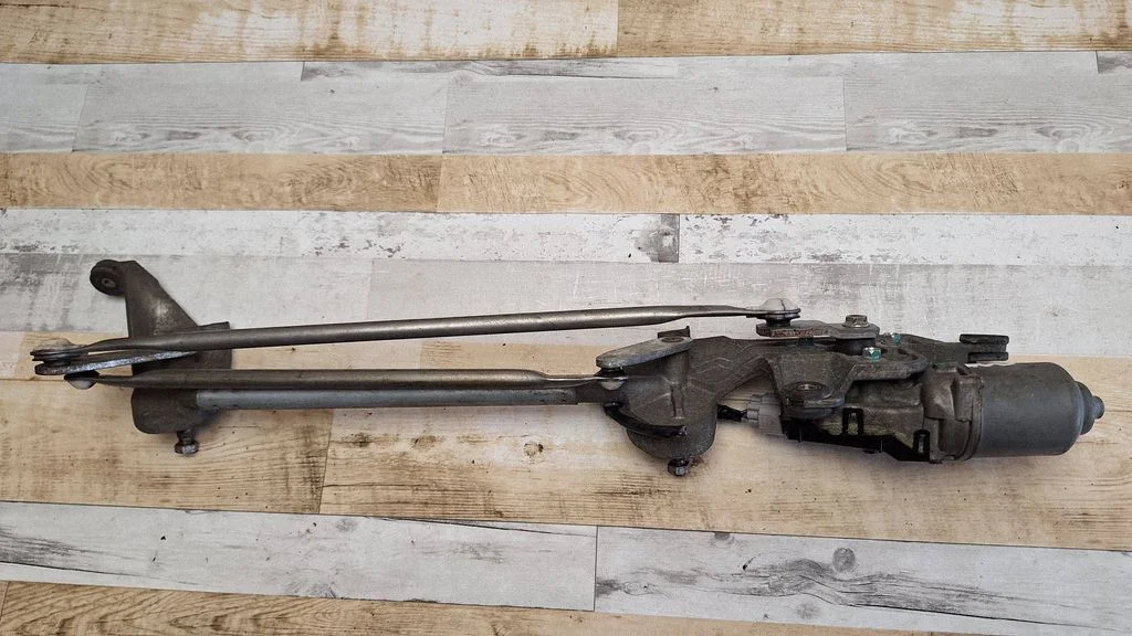 Front wiper linkage and motor 1593001500
