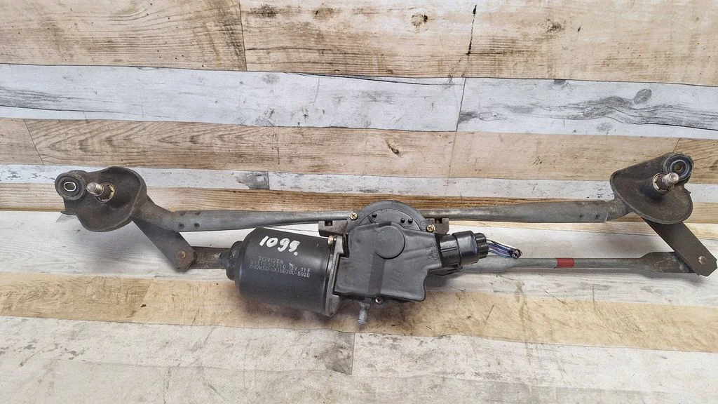 Front wiper linkage and motor 8511002110