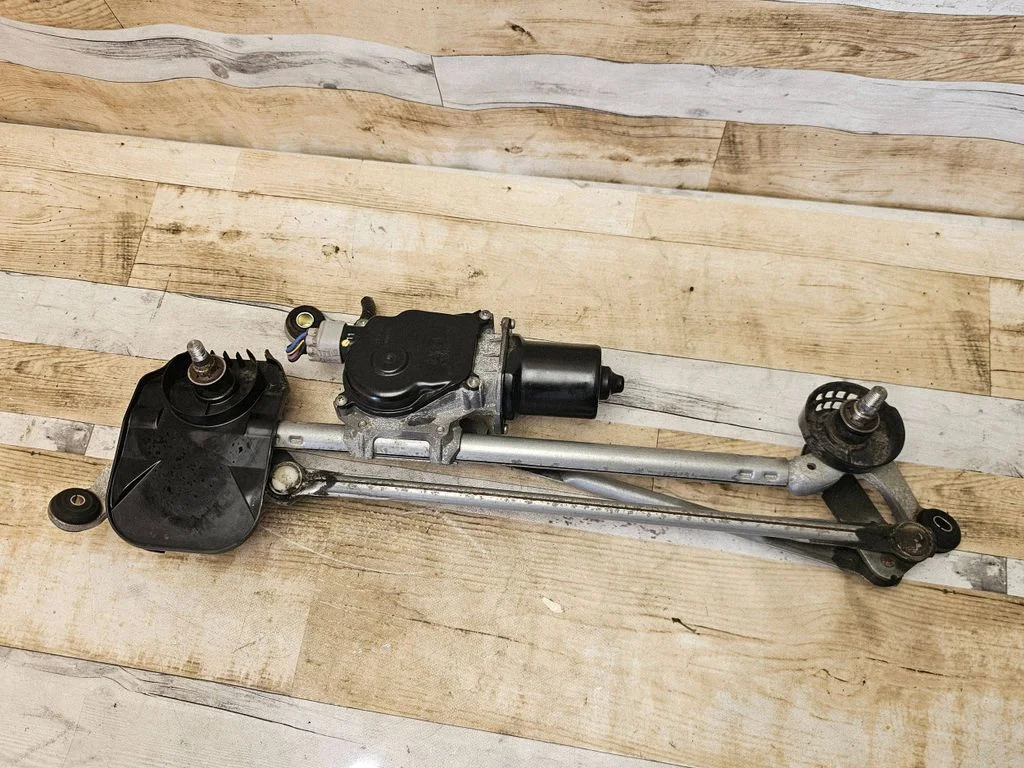 Front wiper linkage and motor 6X24C043