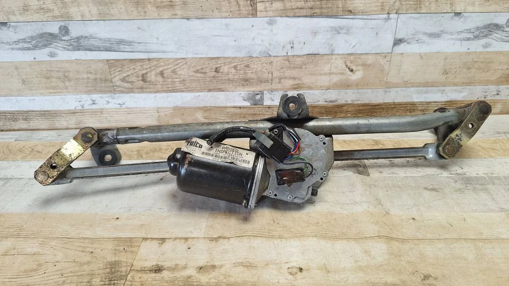 Front wiper linkage and motor 1J0955325A
