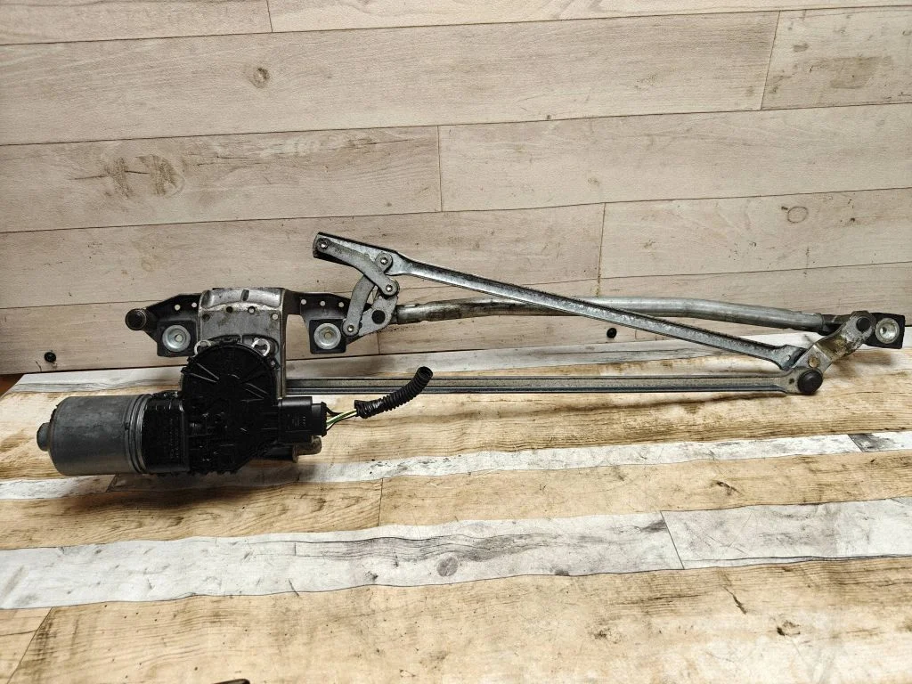 Kojameeste mehhanismi komplekt 3M5117508AA