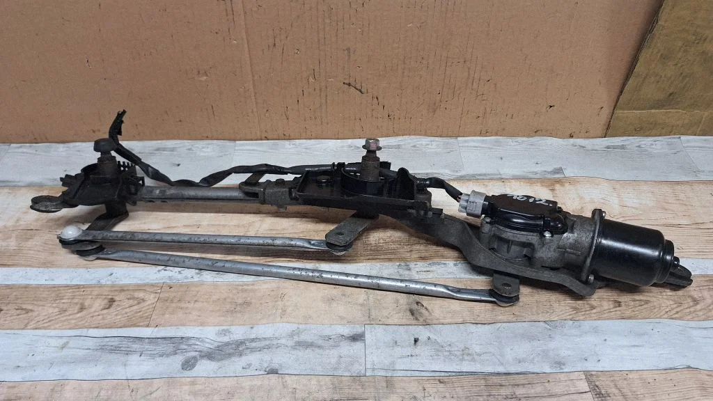 Front wiper linkage and motor DF71