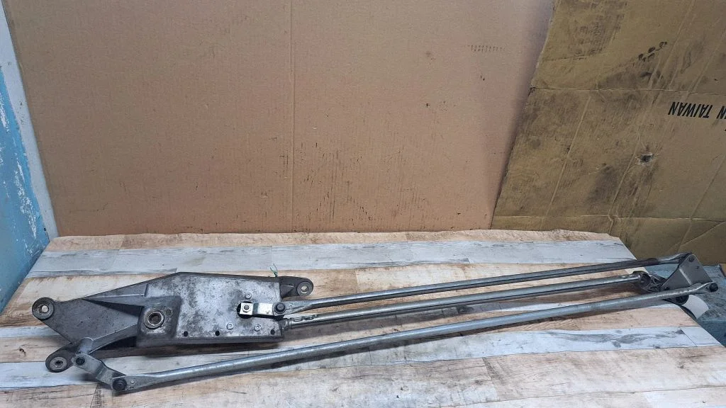 Mechanizm wycieraczek z silniczkiem 0390241777 – Renault Modus (2004-2007)