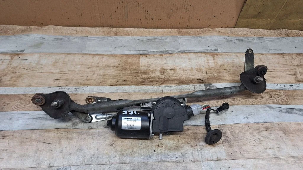 Front wiper linkage and motor 8511005060