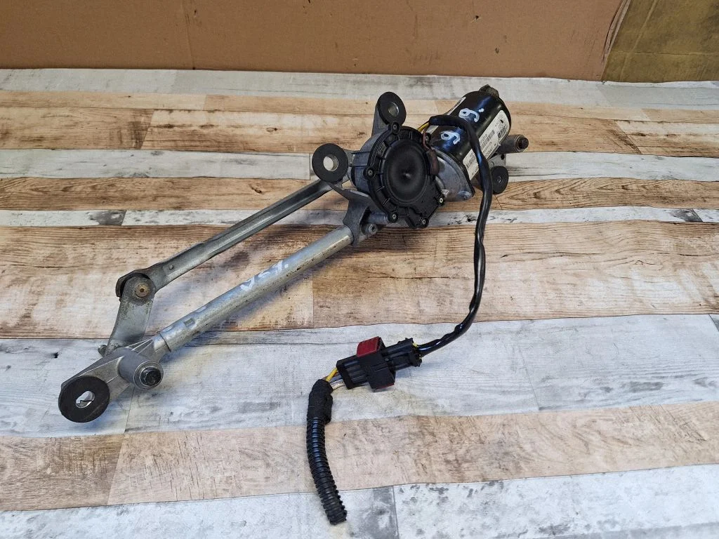 Mechanizm wycieraczek z silniczkiem 23003922