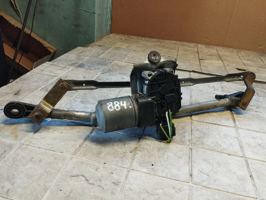 Front wiper linkage and motor 0390241700