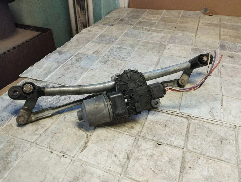 Front wiper linkage and motor 3397020671