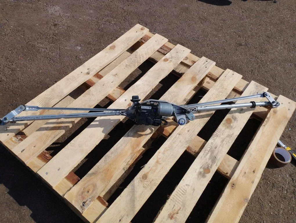 Front wiper linkage and motor 3397021843