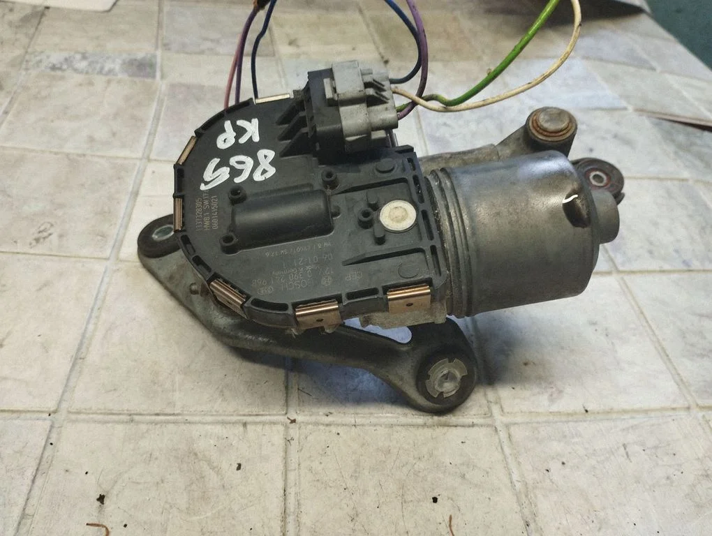 Front wiper linkage and motor 9661812180