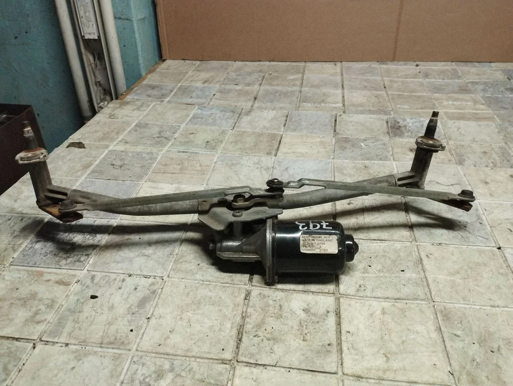 Front wiper linkage and motor 1J1955023A