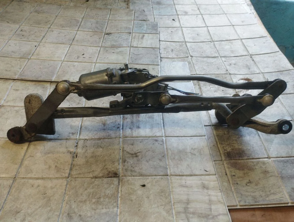 Kojameeste mehhanismi komplekt – Mazda 5 (2005-2010)