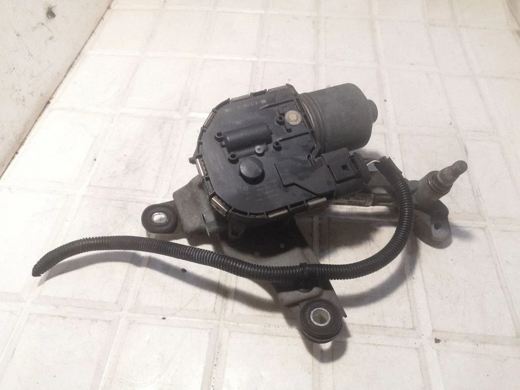 Front wiper linkage and motor – Ford Galaxy (2006-2015)