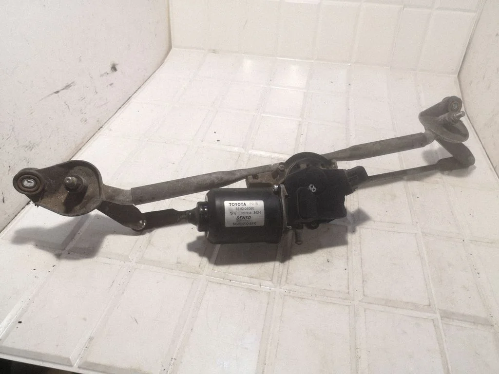 Front wiper linkage and motor 8511005060