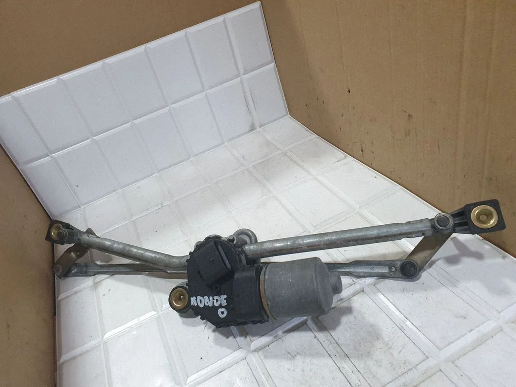 Front wiper linkage and motor – Ford Mondeo Mk III (2000-2007)