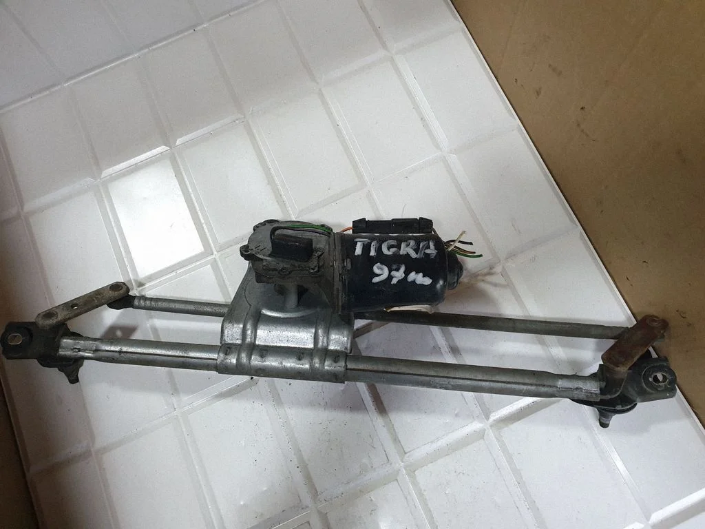 Front wiper linkage and motor 22116327 – Opel Tigra A (1994-2000)