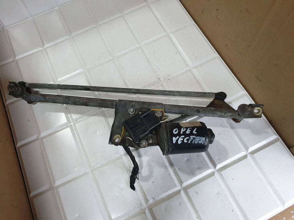 Front wiper linkage and motor – Opel Vectra B (1996-2002)