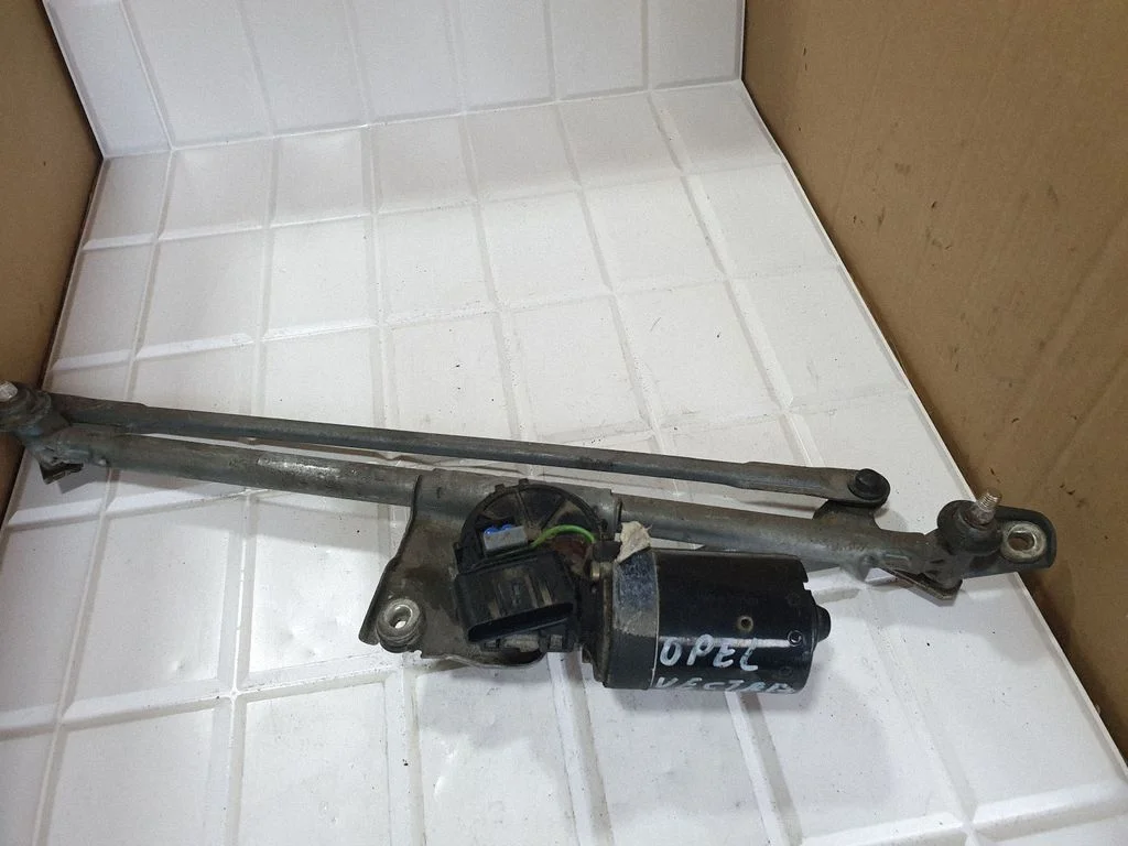 Front wiper linkage and motor – Opel Vectra B (1996-2002)