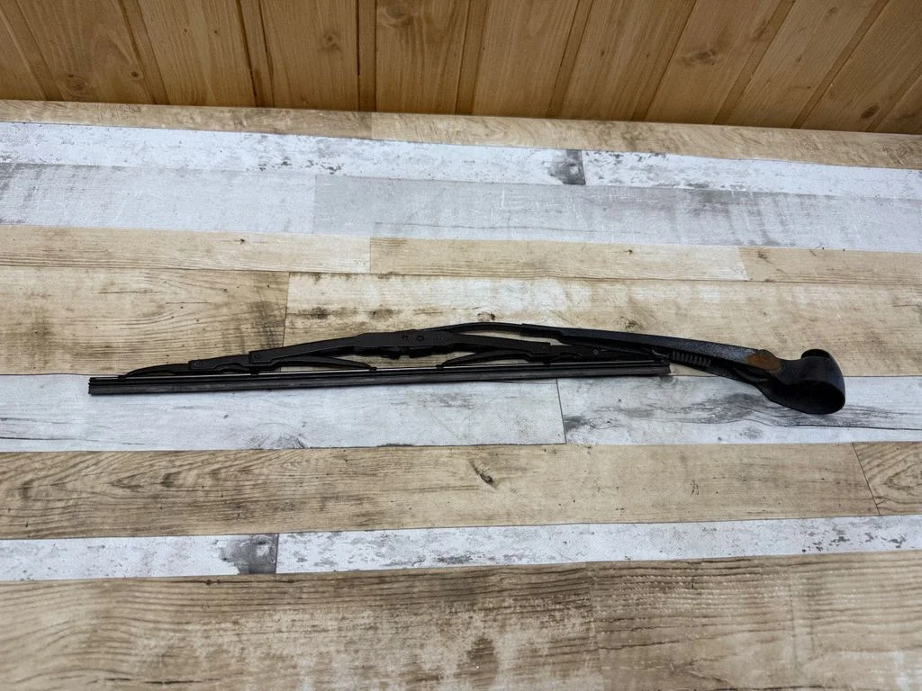 Rear wiper blade arm 7M3955707