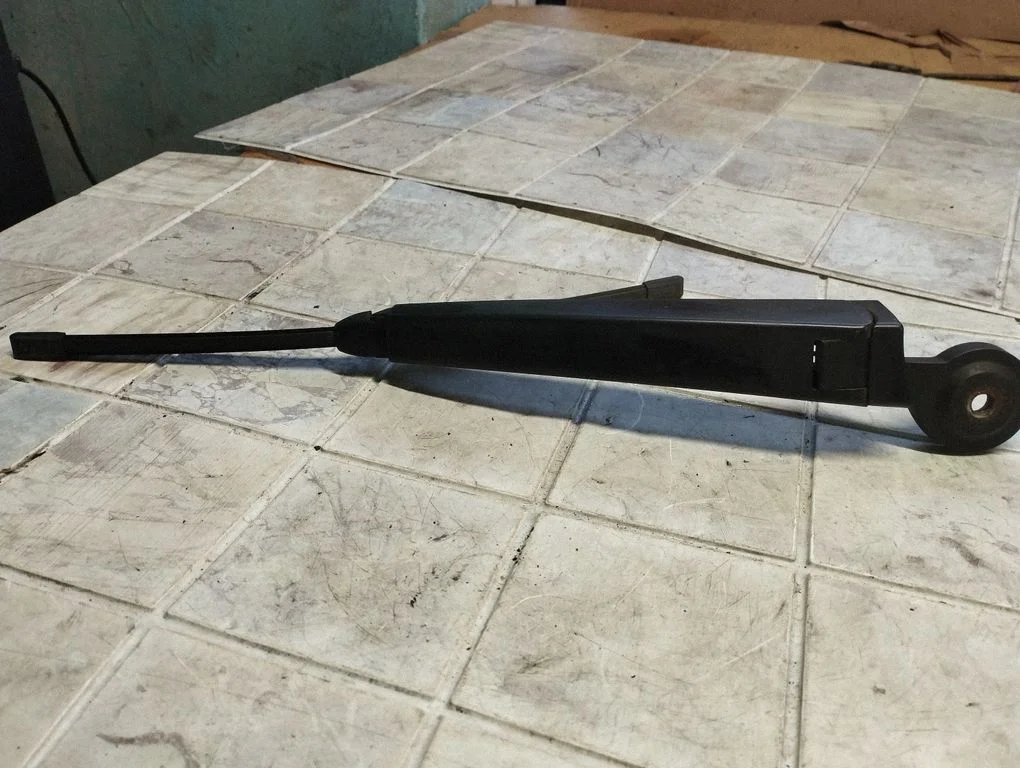 Tagaklaasi kojamehe kang 7L0955707