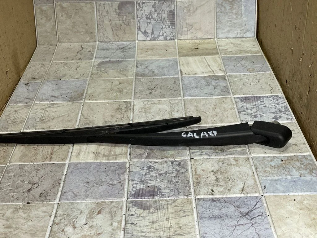 Rear wiper blade arm – Ford Galaxy (2006-2015)