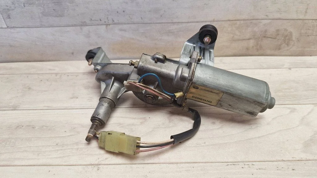 Rear window wiper motor