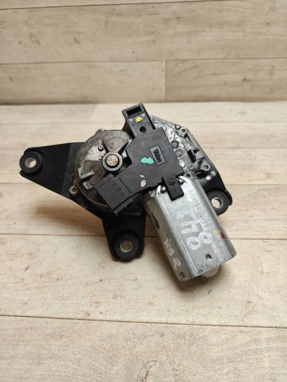 Rear window wiper motor – Mercedes-Benz R-Class W251 (2005-2013)