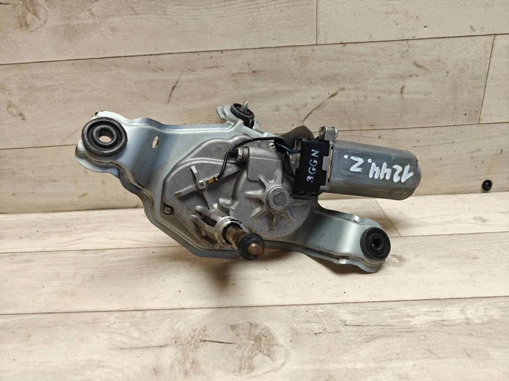 Rear window wiper motor 035111660