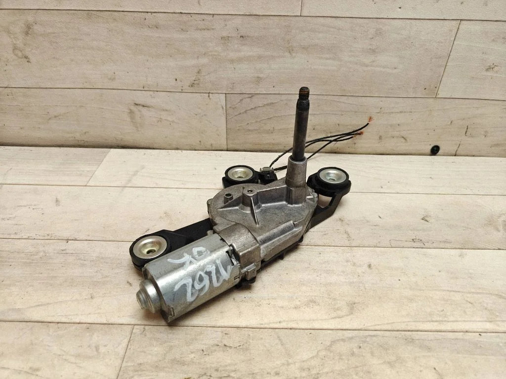 Rear window wiper motor 0390201210