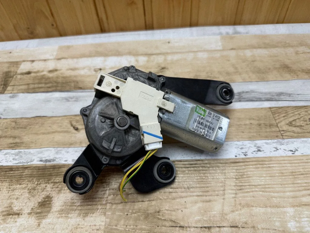 Rear window wiper motor 5302412