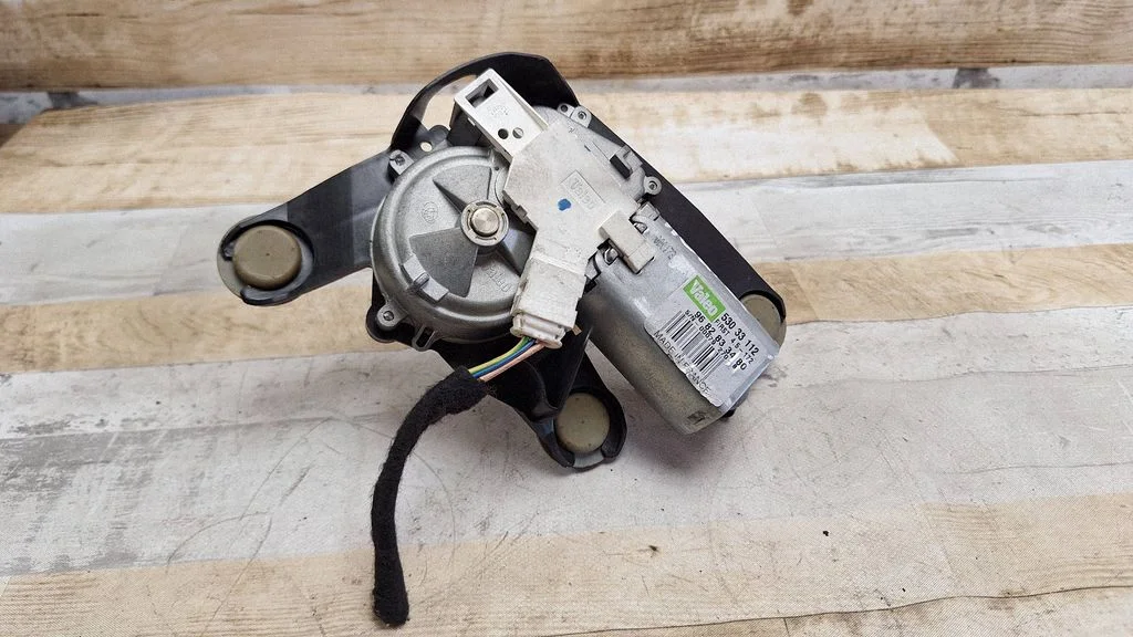 Rear window wiper motor 53033112