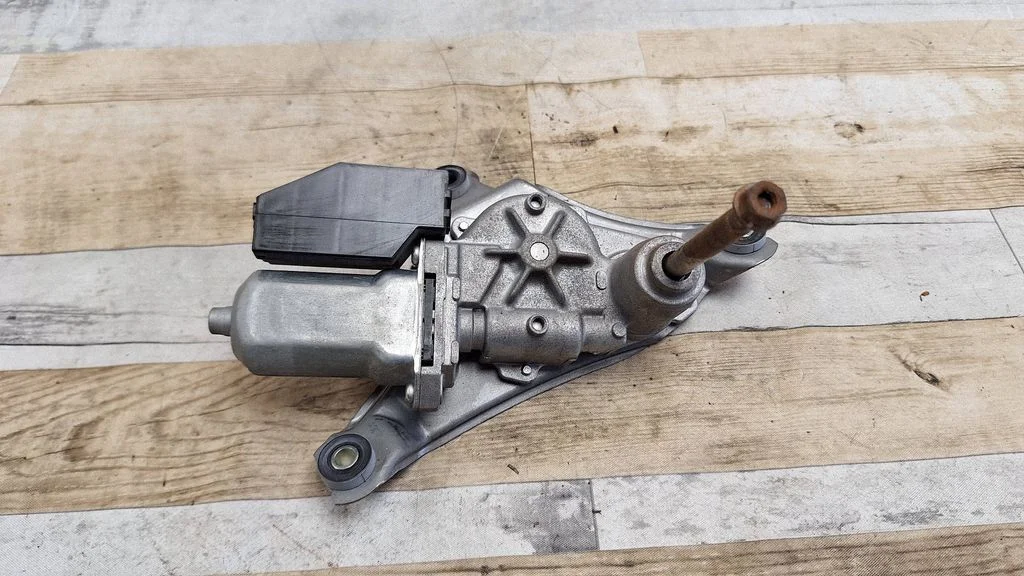 Rear window wiper motor 8513002030