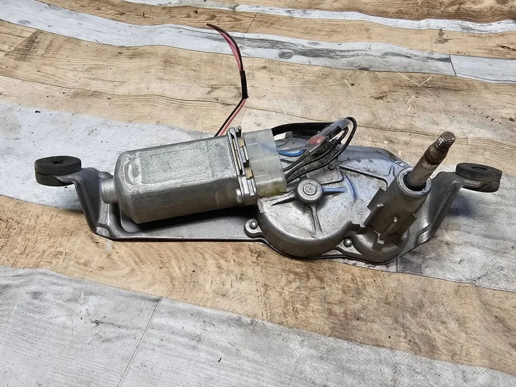 Rear window wiper motor G21B67450A