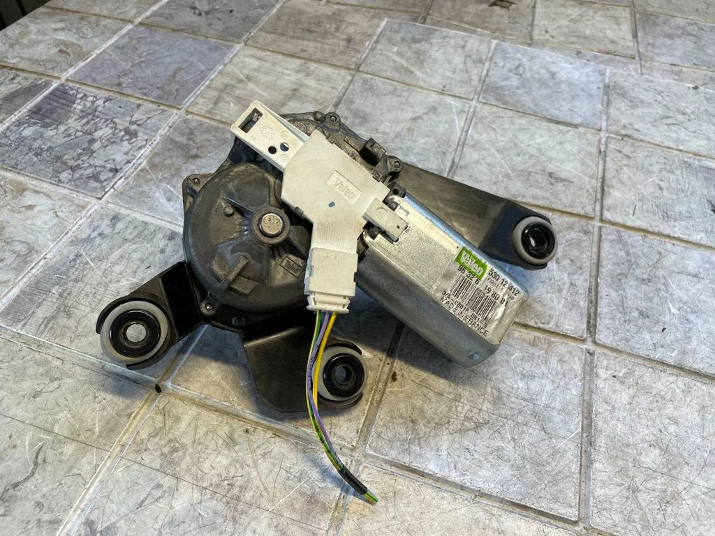 Rear window wiper motor – Citroen C5 (2005-2008)